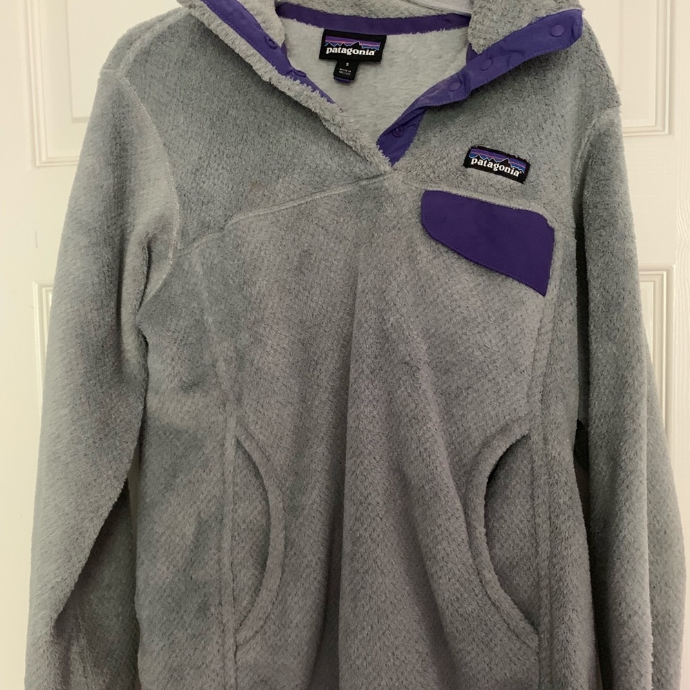 Patagonia women’s fleece pullover